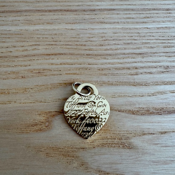Tiffany & Co 18k Yellow Gold Notes Heart New York 5th Ave Pendant - Picture 3 of 6